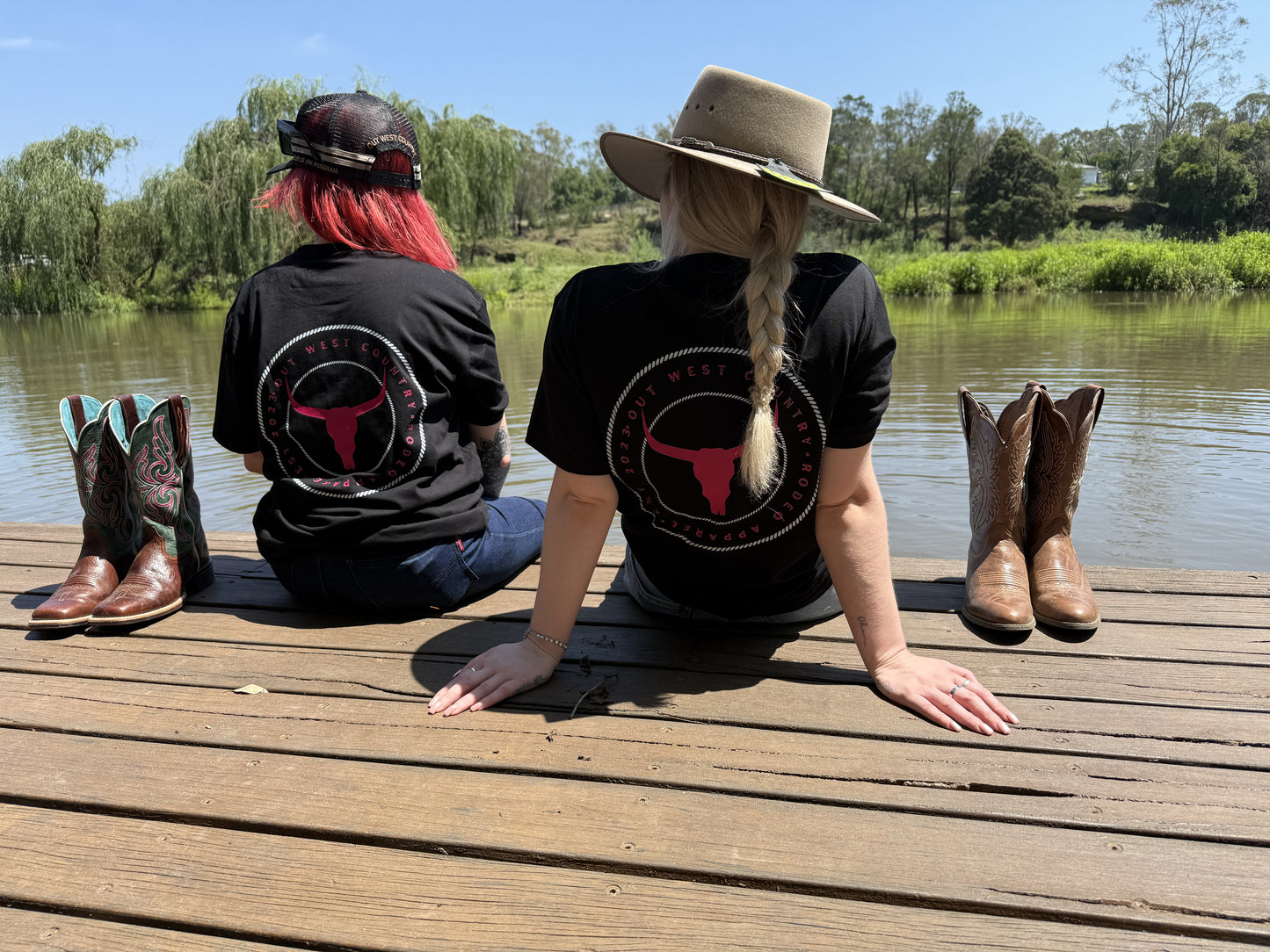 Tee Pink on Black